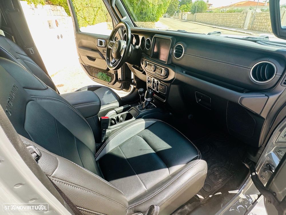 Jeep Gladiator 3.0V6 MultiJet AWD Auto Overland - 13