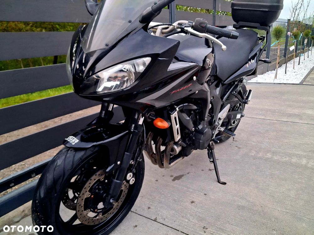 Yamaha FZ6 - 6