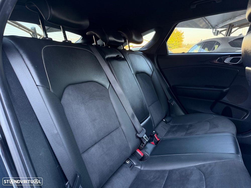 Kia ProCeed 1.4 T-GDi GT Line Exec.7DCT - 17