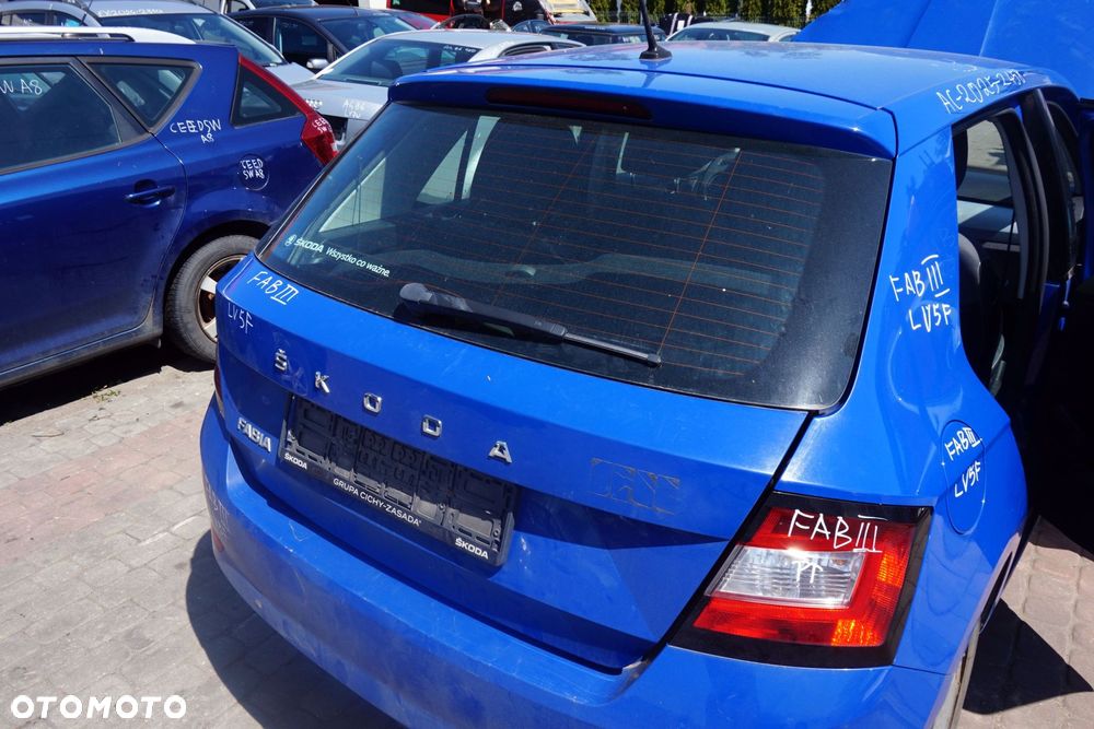 KLAPA BAGAŻNIKA TYLNA FABIA III NJ5 LIFT 5D HB LV5F  NIEBIESKI SKODA 2018-2021 - 3