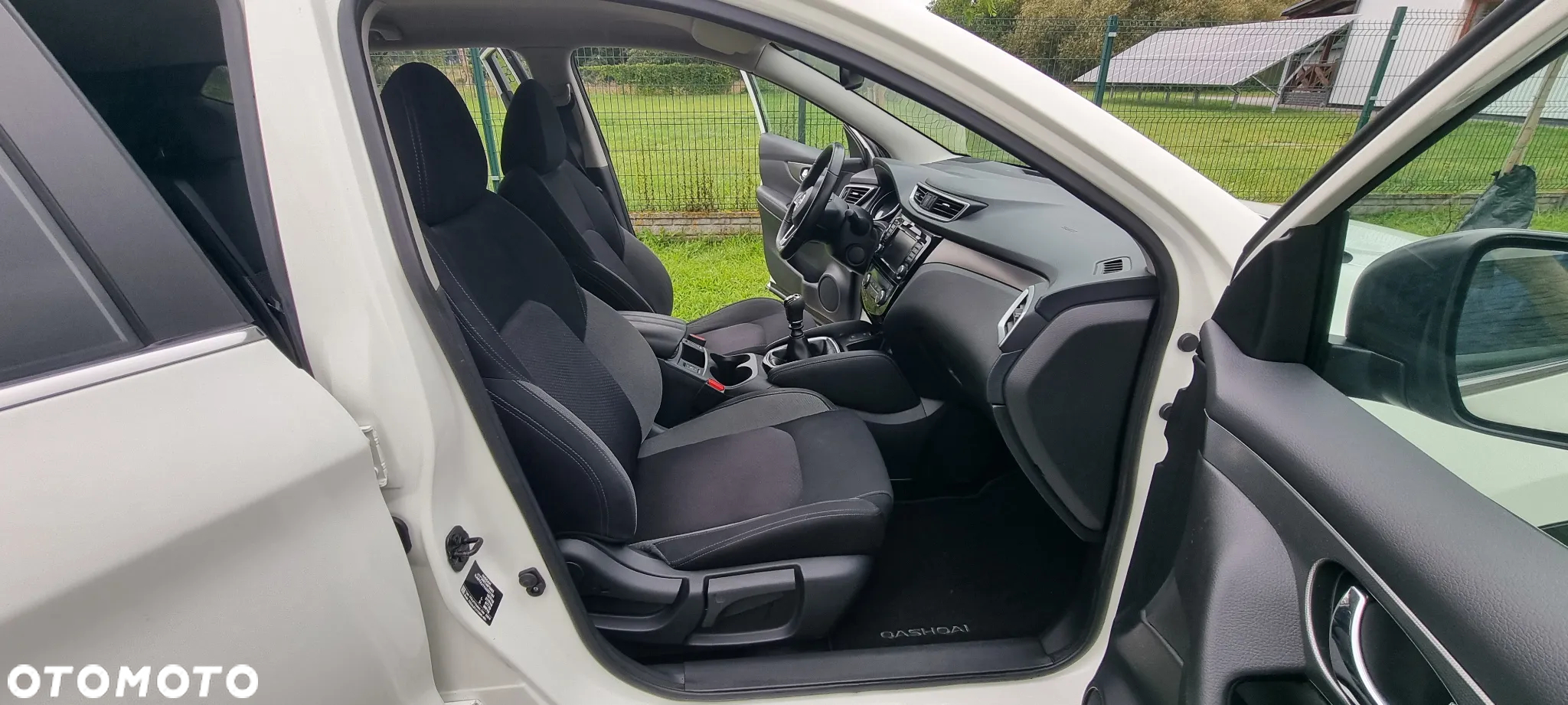 Nissan Qashqai 1.3 DIG-T TEKNA - 14