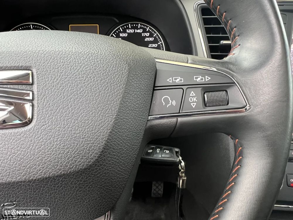 SEAT Leon X-Perience 2.0 TDi DSG 4Drive - 27