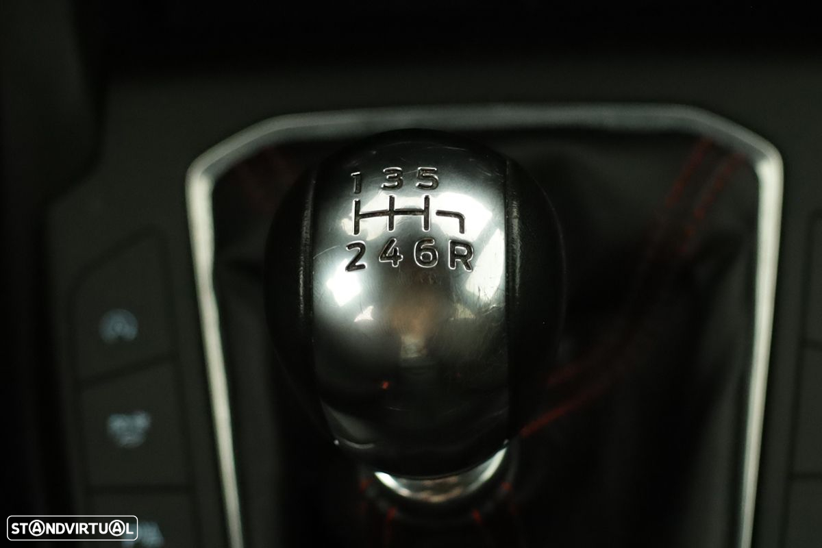Ford Focus 1.0 EcoBoost MHEV ST-Line Style SIP - 12