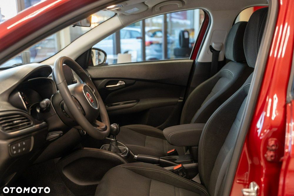 Fiat Tipo 1.4 16v Lounge EU6d - 22