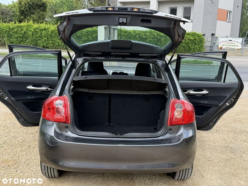 Toyota Auris - 23