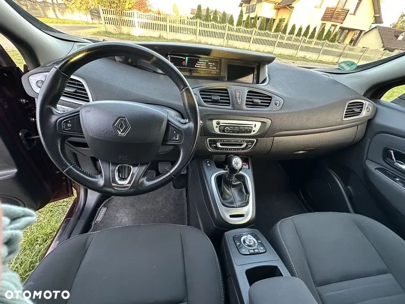 Renault Scenic 1.6 16V 110 LIMITED - 14