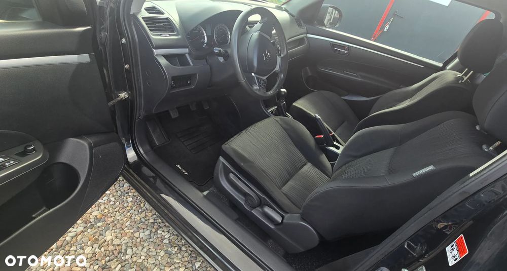 Suzuki Swift 1.2 BlackWhite - 12