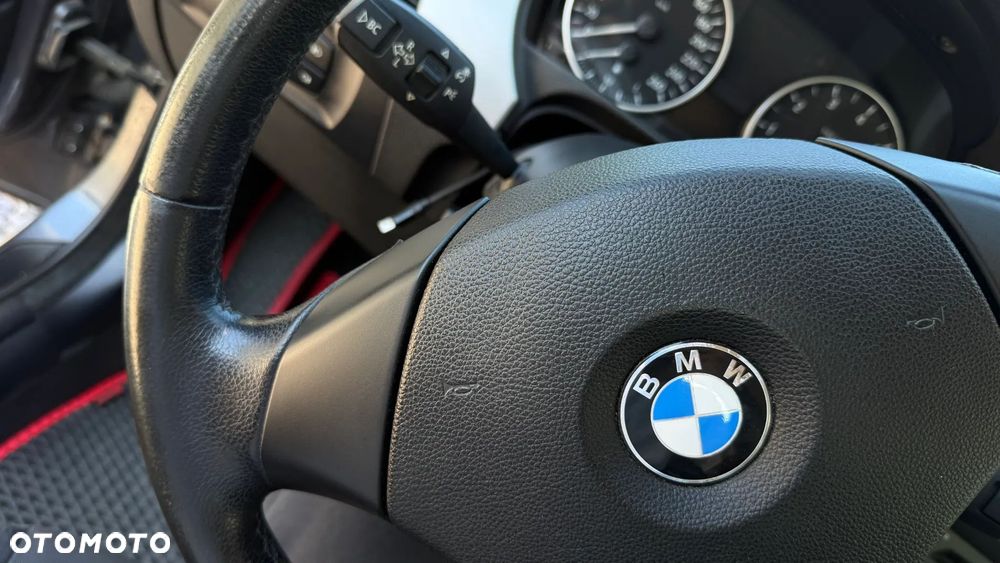 BMW Seria 3 325i - 17