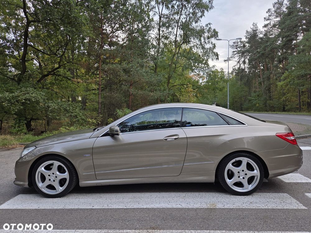 Mercedes-Benz Klasa E 250 CGI BlueEffICIENCY - 5