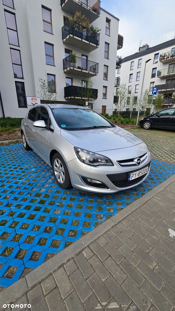 Opel Astra - 4