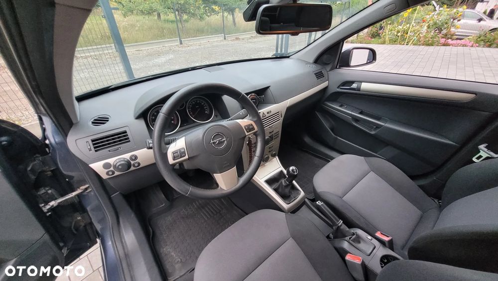 Opel Astra 1.6 Enjoy - 8