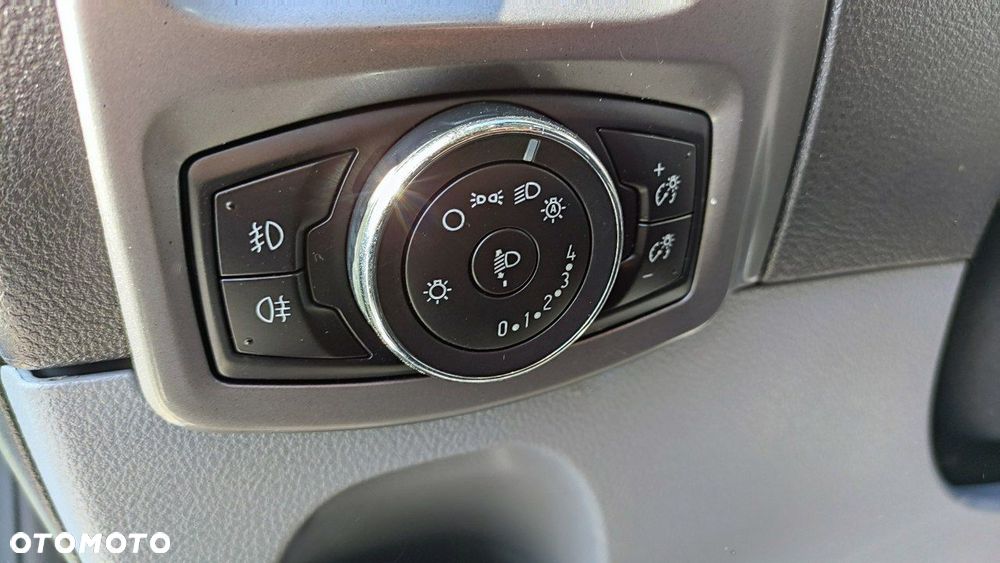 Ford Transit Custom - 28