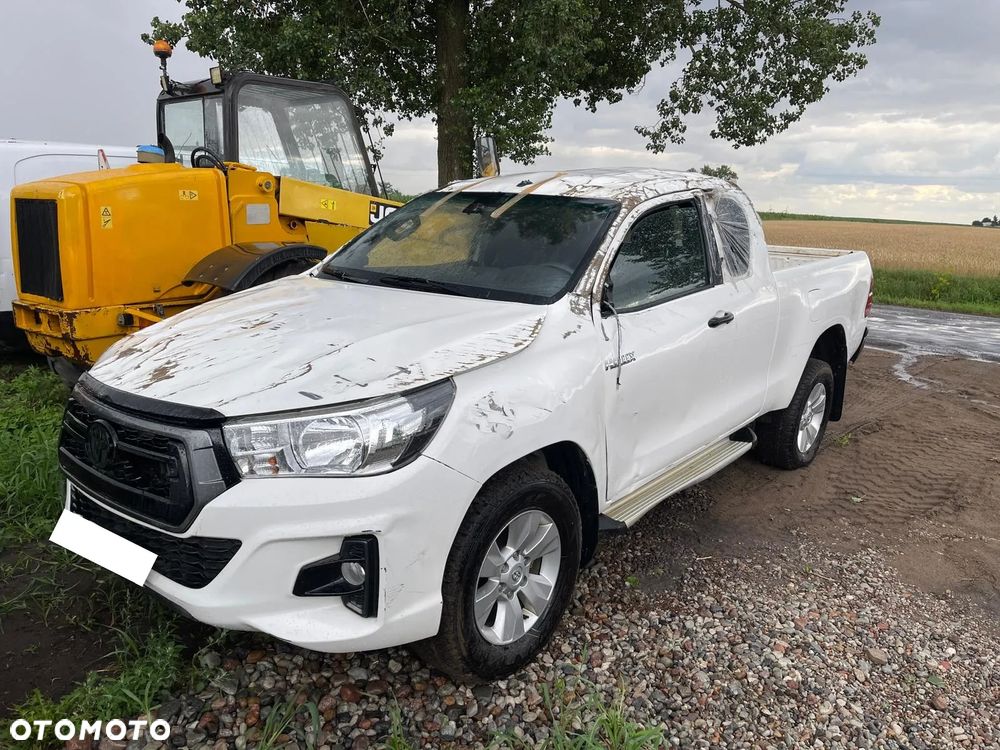 Toyota Hilux 4x4 Extra Cab Comfort - 3