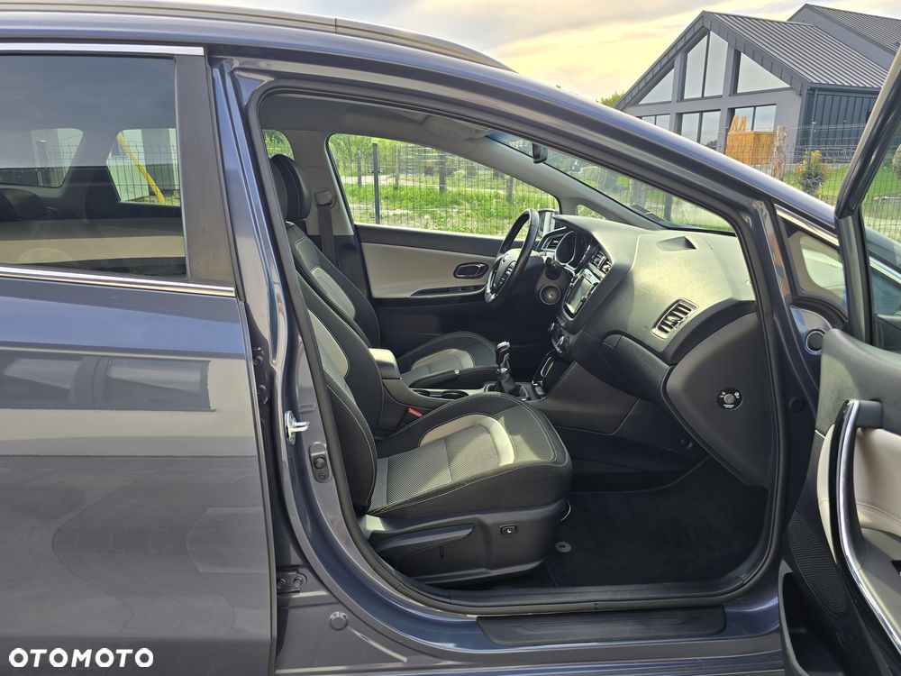 Kia Ceed 1.6 GDI Dream Team Edition - 26