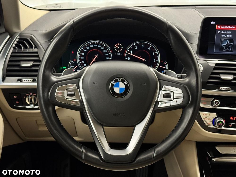 BMW X3 xDrive30i GPF Luxury Line - 23