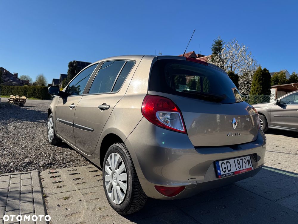 Renault Clio - 3