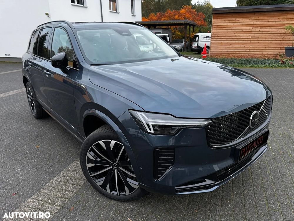Volvo XC 90 T8 AWD PHEV Ultra Dark - 24