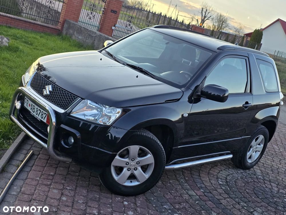 Suzuki Grand Vitara 1.6 Black&White - 10