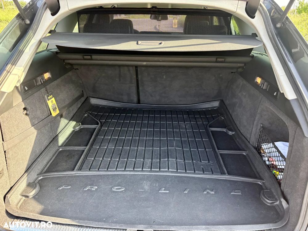 Audi A6 Avant 2.0 TDI Ultra DPF S tronic - 14