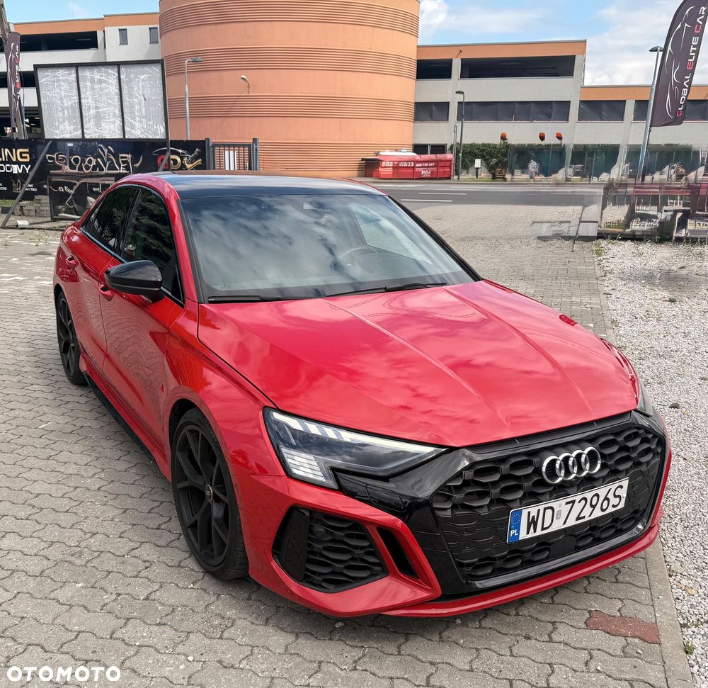 Audi RS3 Limousine - 2
