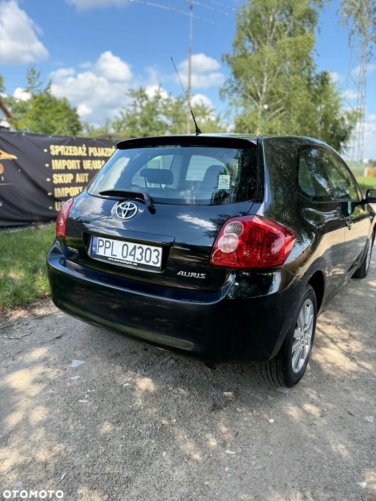 Toyota Auris 2.0 D-4D Premium - 8