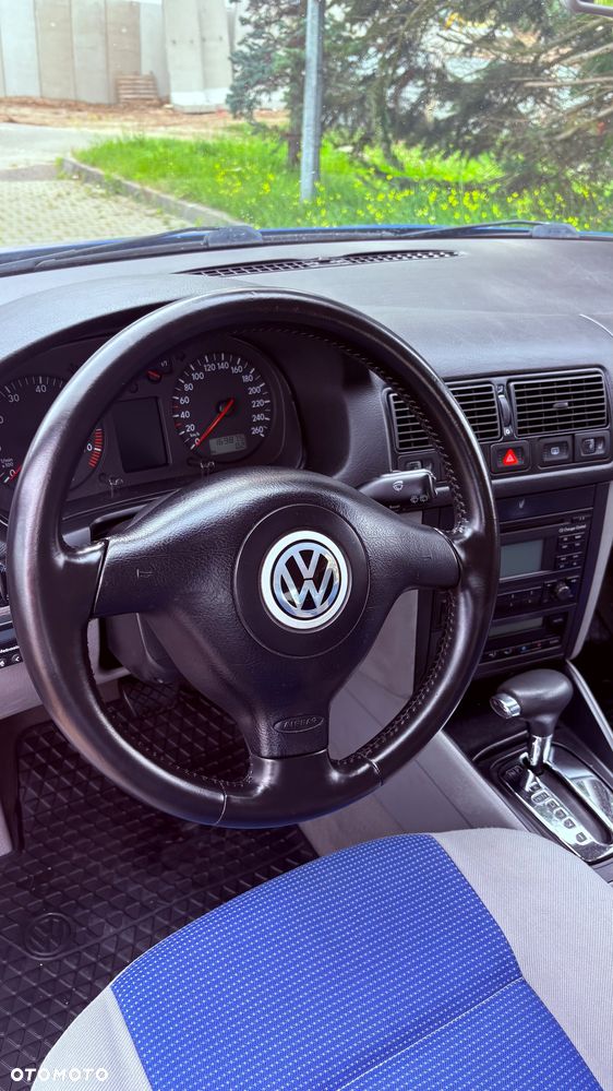 Volkswagen Golf 1.6 Automatik Edition - 16