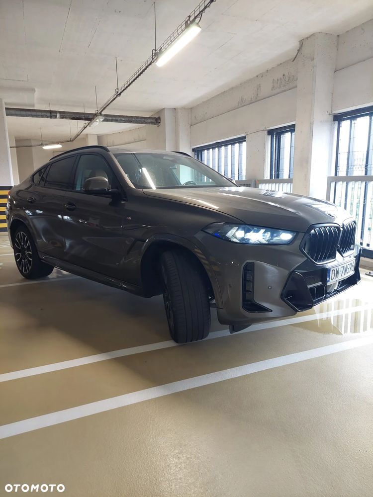 BMW X6 - 12