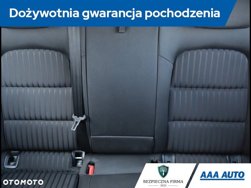 Audi A4 Limousine - 11