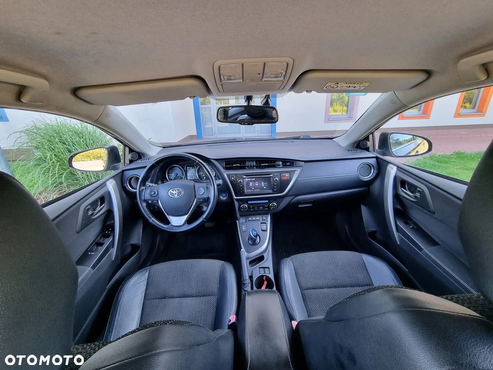 Toyota Auris 1.8 HSD Prestige NAVI - 6