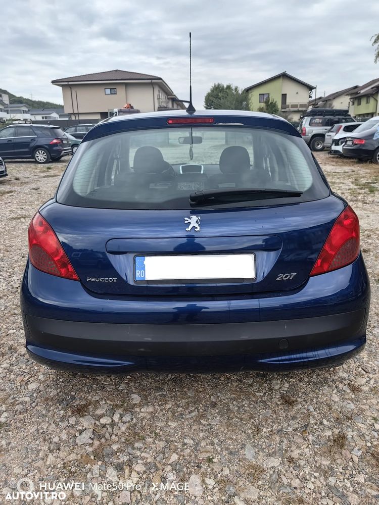 Peugeot 207 - 4