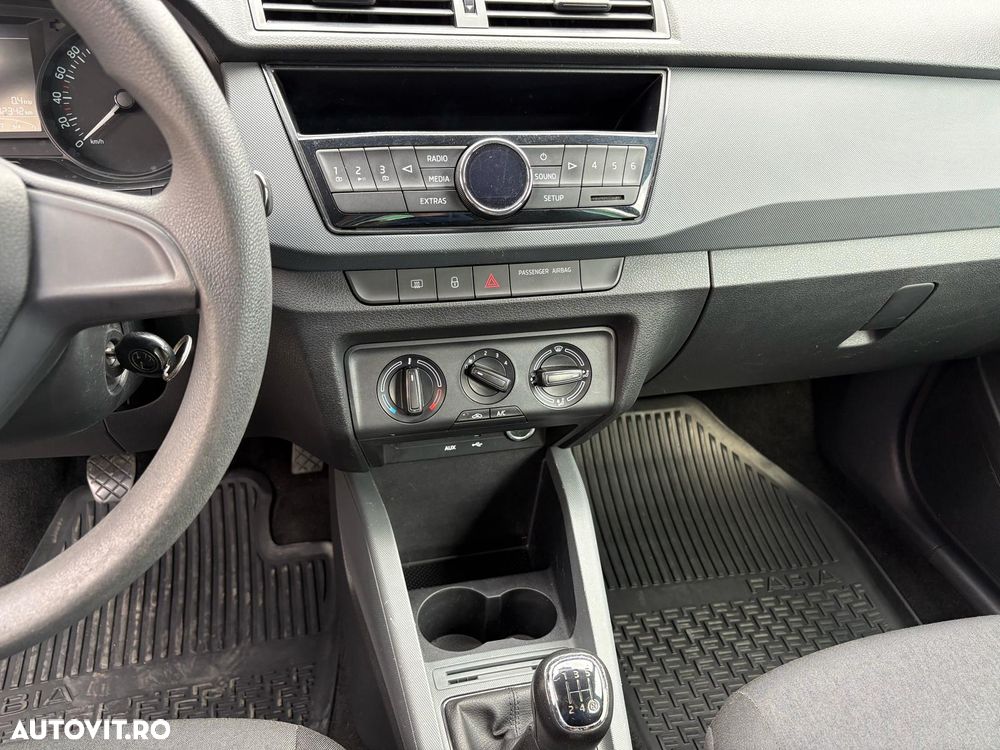 Skoda Fabia 1.0 Active - 8