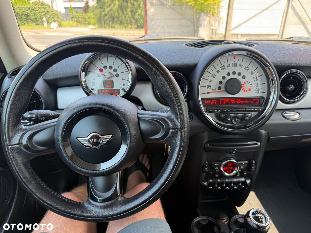 MINI ONE Standard - 15
