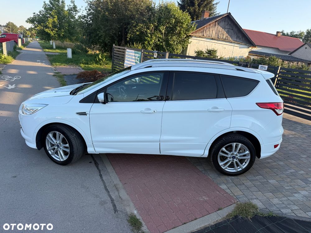 Ford Kuga 2.0 TDCi 4x4 ST-Line - 28