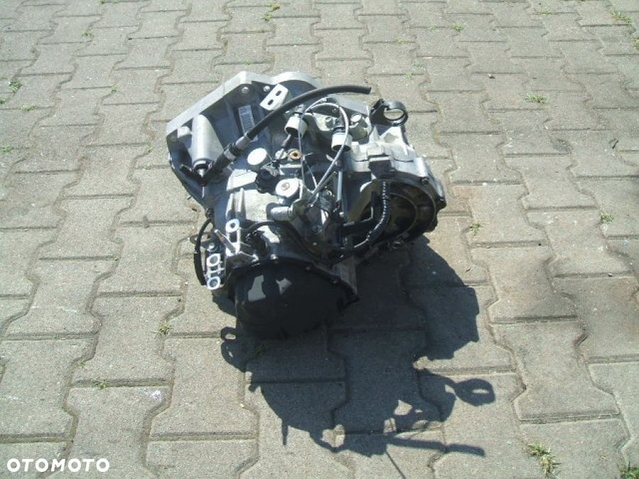 SUZUKI SX4 FIAT SEDICI SKRZYNIA BIEGÓW ZL3 - 4