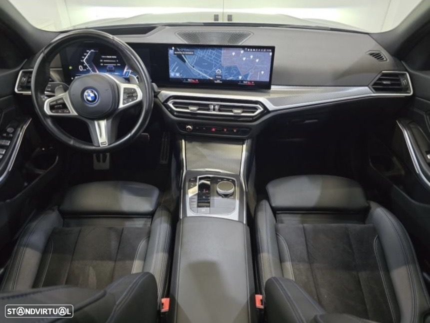 BMW 320 e Pack 50 anos M Auto - 7