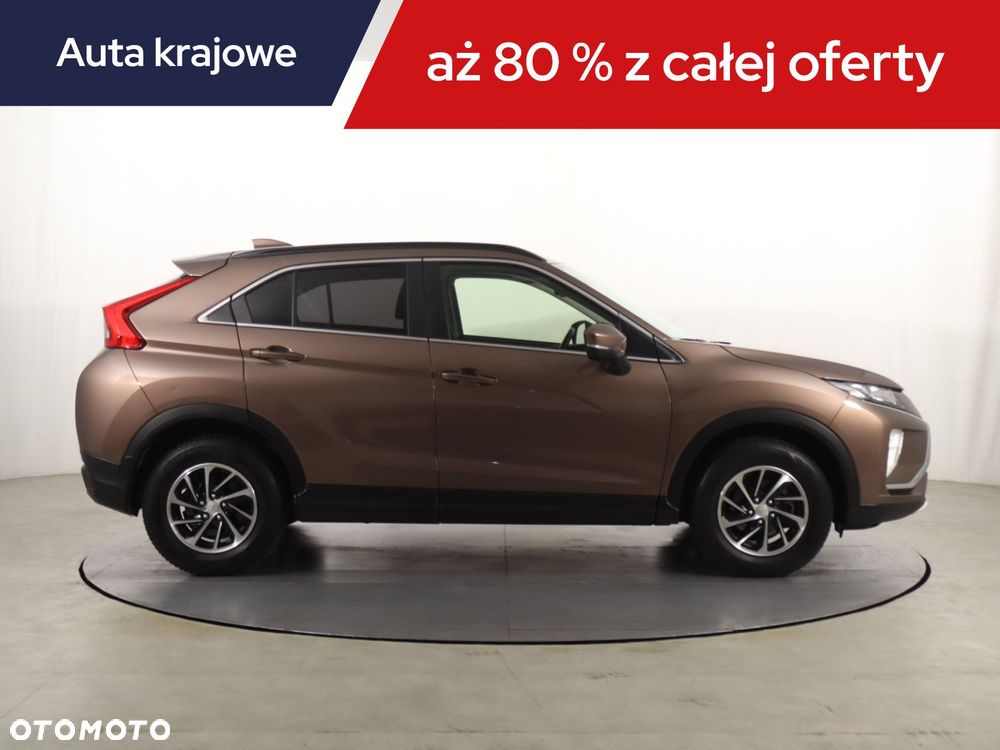 Mitsubishi Eclipse Cross - 8