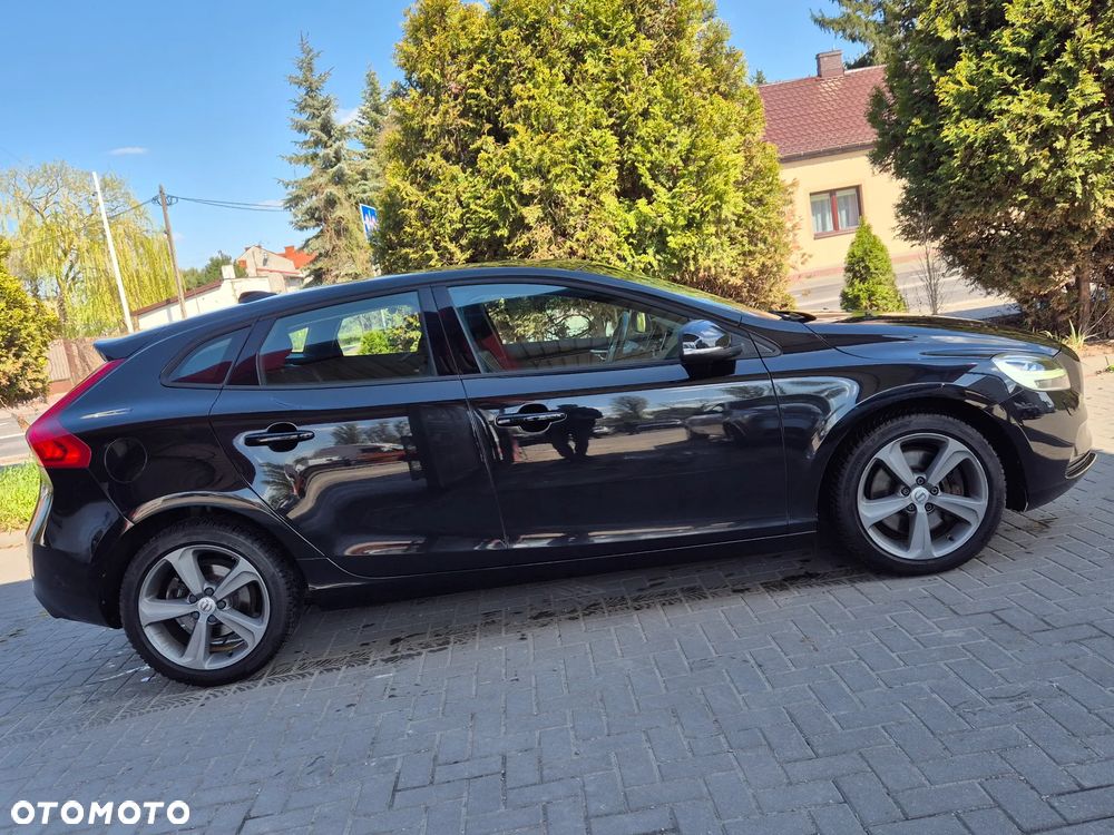 Volvo V40 T3 Geartronic Momentum - 12