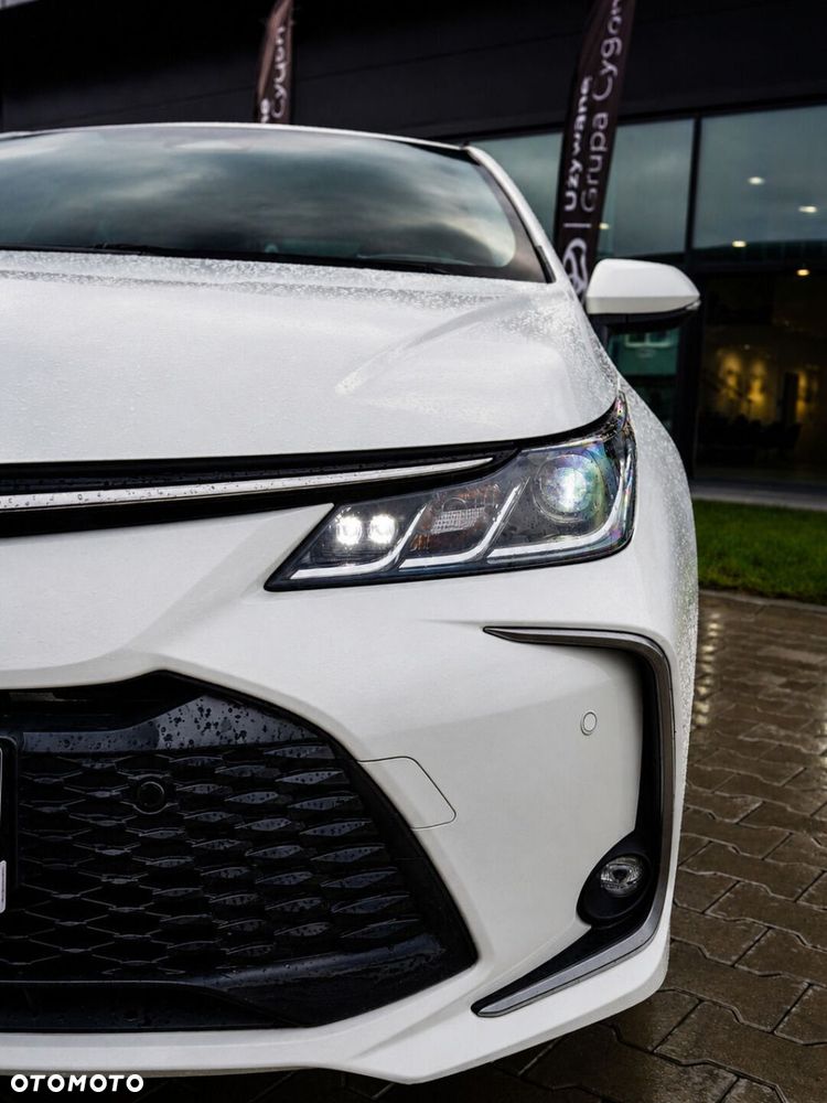 Toyota Corolla 1.8 Hybrid Comfort - 9
