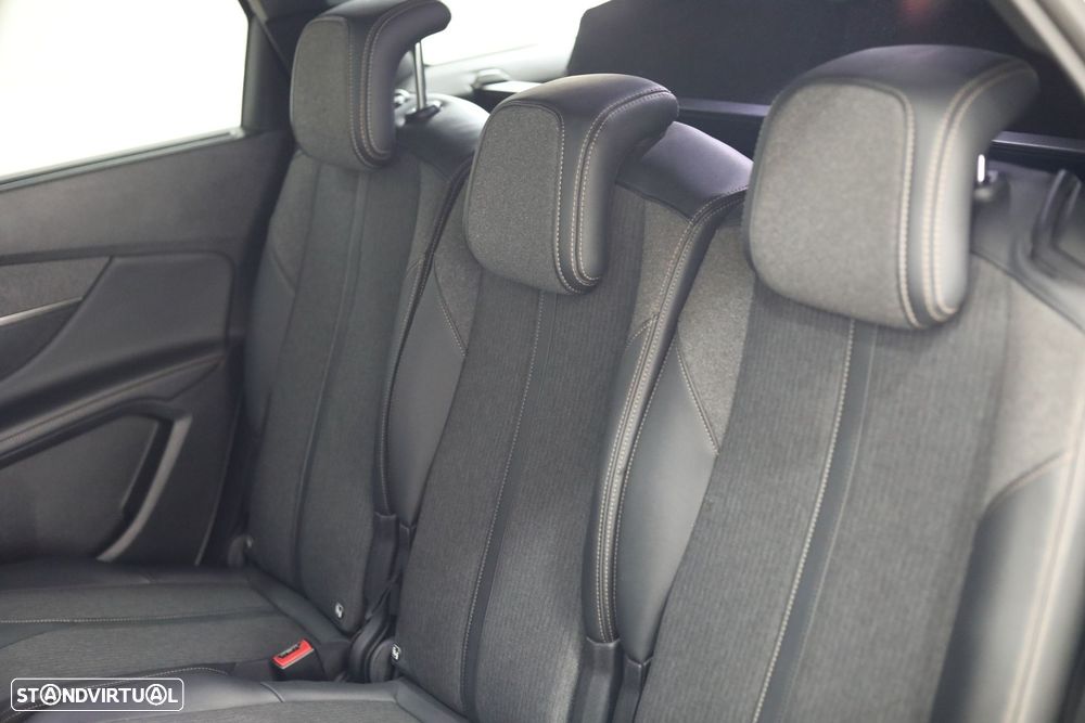 Peugeot 5008 1.5 BlueHDi GT Line EAT8 - 21