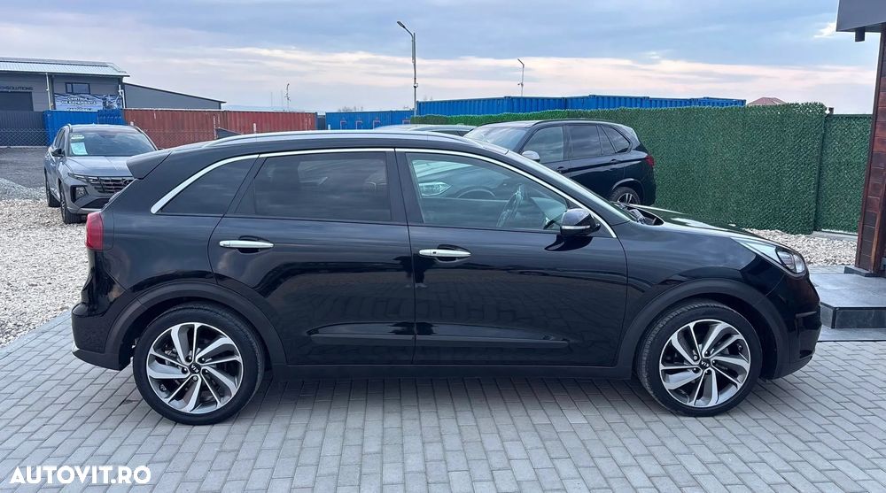 Kia Niro 1.6 GDI HEV 2WD OPF Aut. Vision - 10