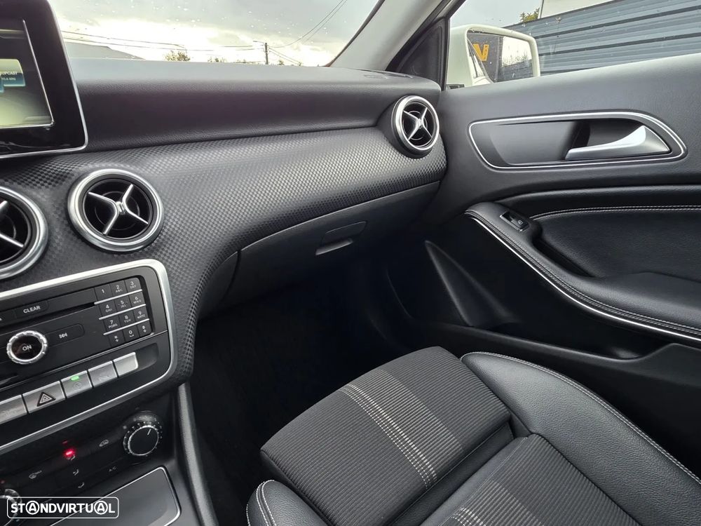 Mercedes-Benz A 200 d Urban Aut. - 27