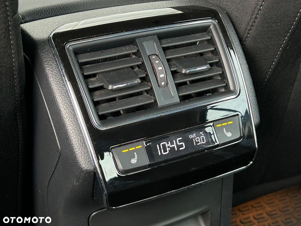 Skoda Superb 2.0 TDI Style - 34