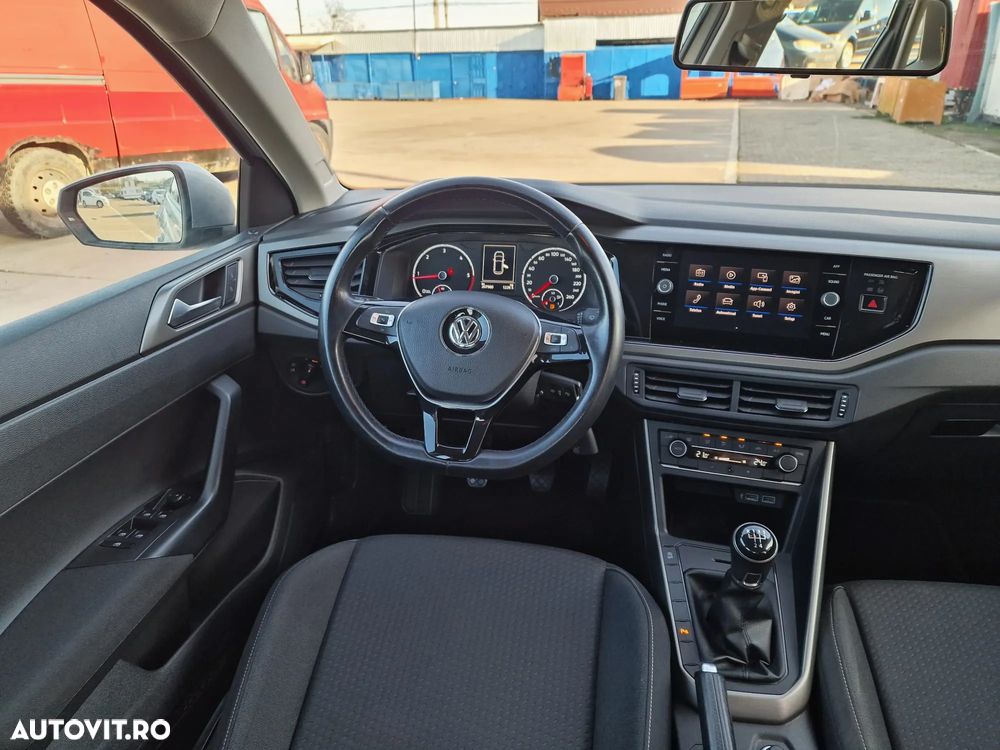 Volkswagen Polo 1.6 TDI SCR Highline - 9