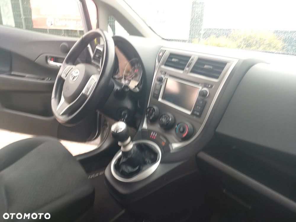 Toyota Verso S 1.33 VVT-i Cool - 24