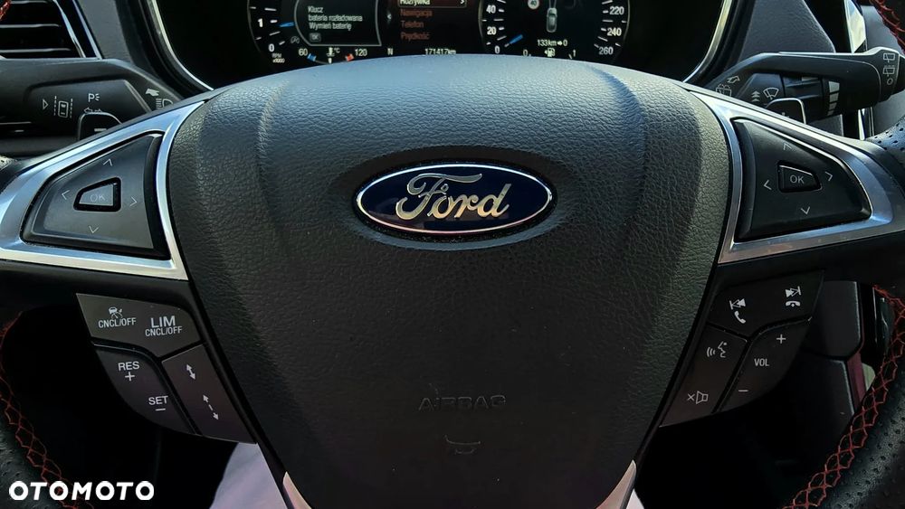 Ford Mondeo - 25