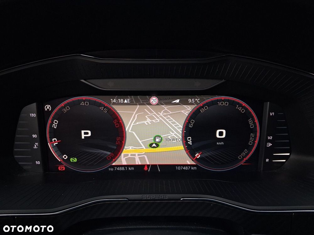 Skoda Superb 2.0 TDI SCR 4x4 Sportline DSG - 19