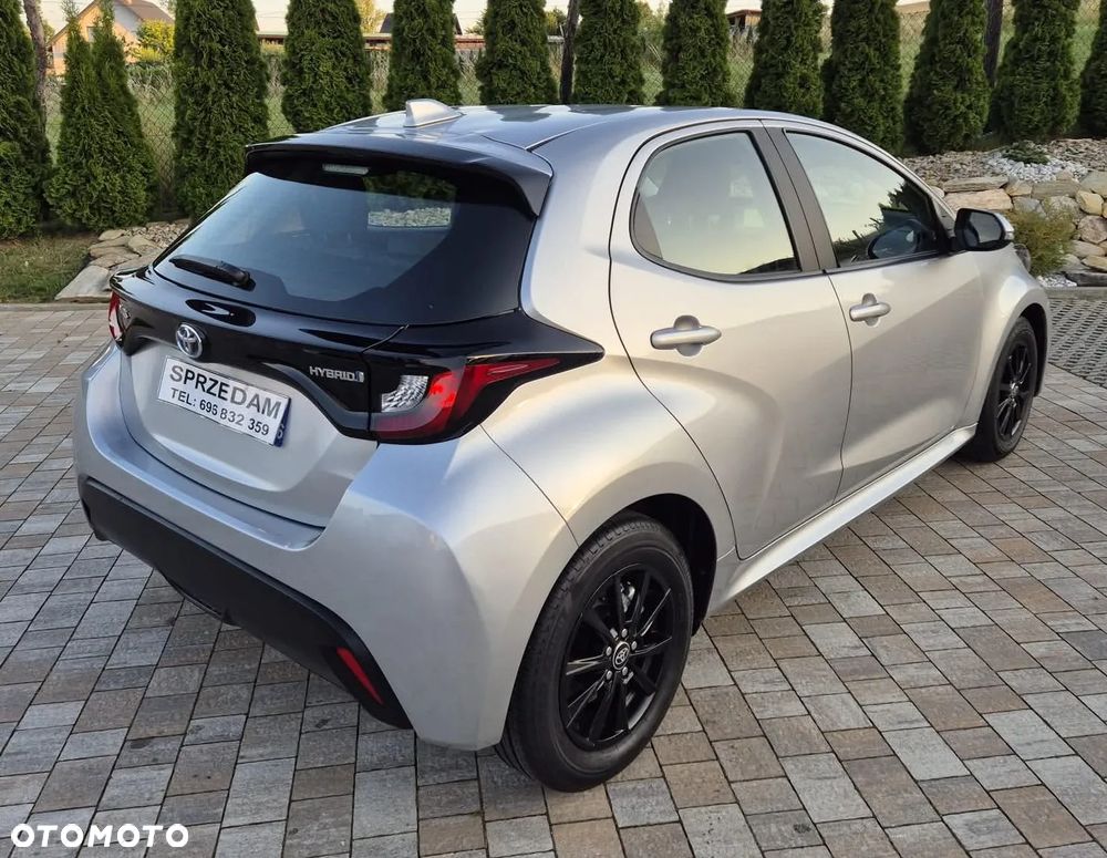 Toyota Yaris 1.5 VVT-i Comfort - 4