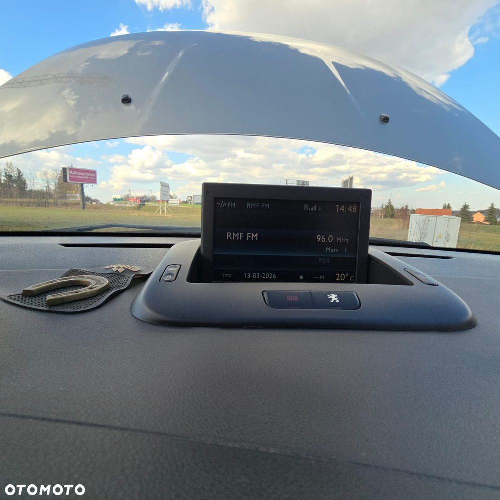 Peugeot 3008 ver-1-6-hdi-trendy - 25