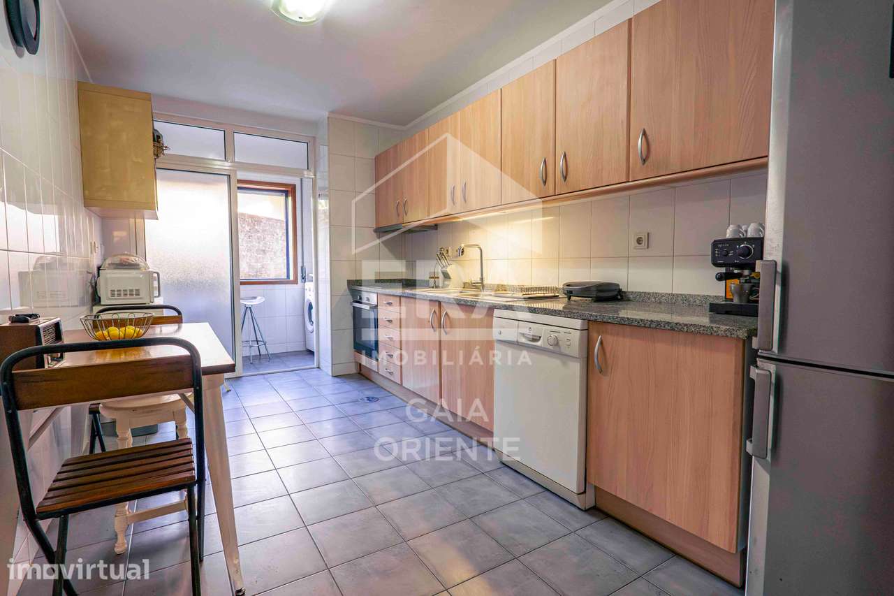 Apartamento T2+1 nos Carvalhos com garagem - Grande imagem: 2/20