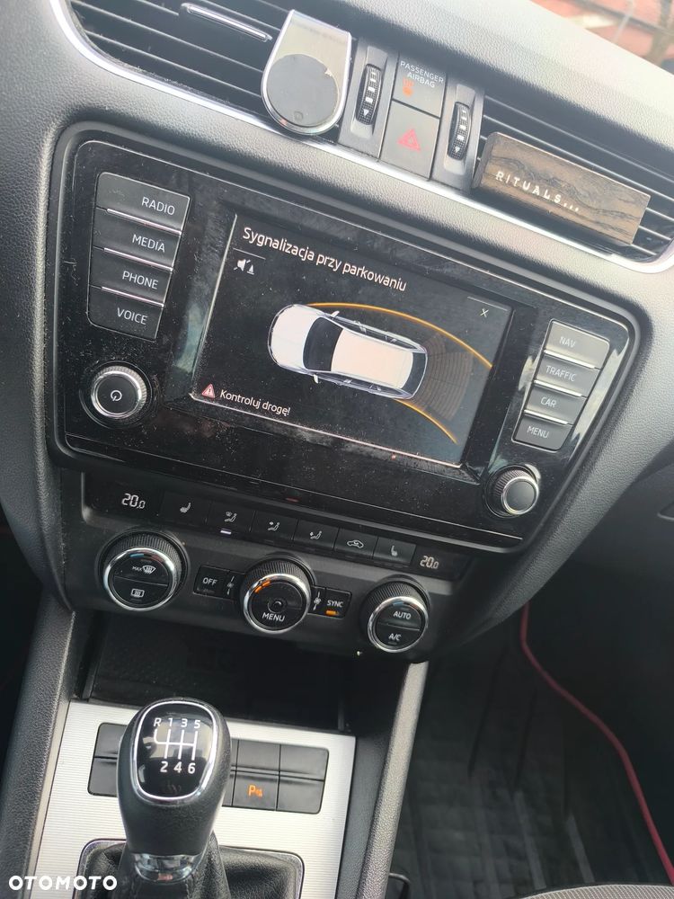 Skoda Octavia - 10